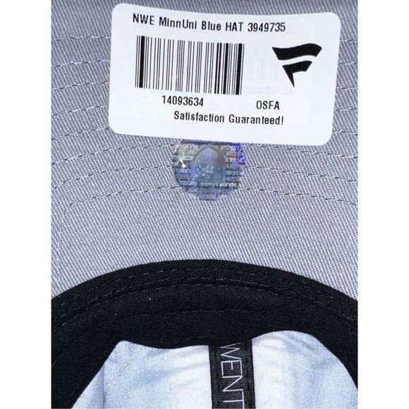 NWT Women's Minnesota United FC New Era Light Blue Star 9TWENTY Adjustable Hat - Picture 3 of 5